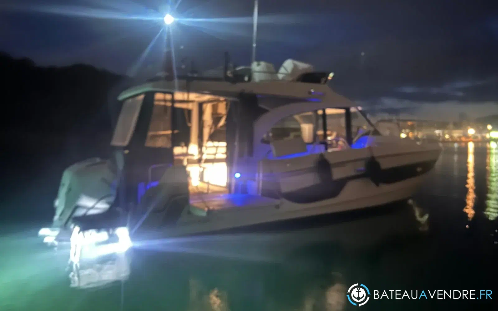slider 3 Beneteau Antares 11 Fly