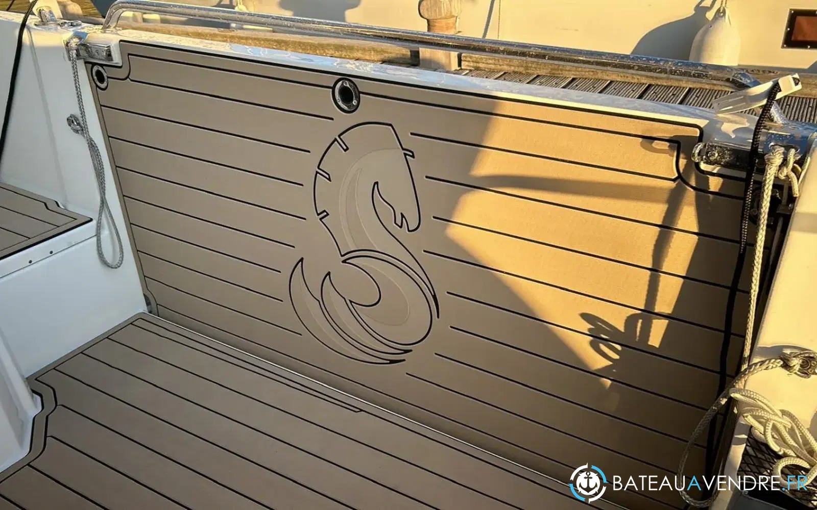 slider 9 Beneteau Antares 11 Fly