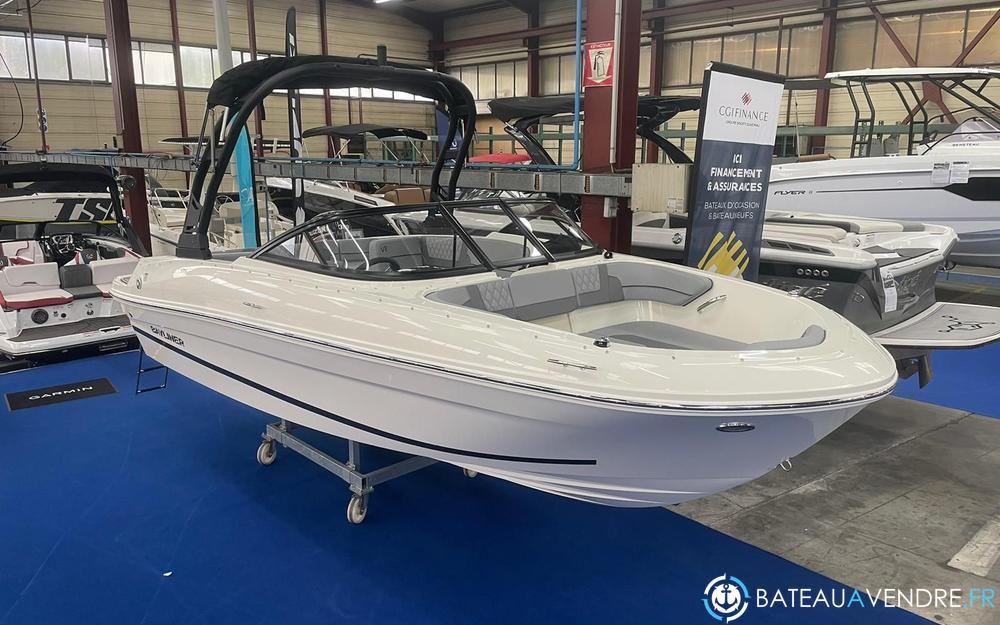 Bayliner VR4 OB photo de présentation