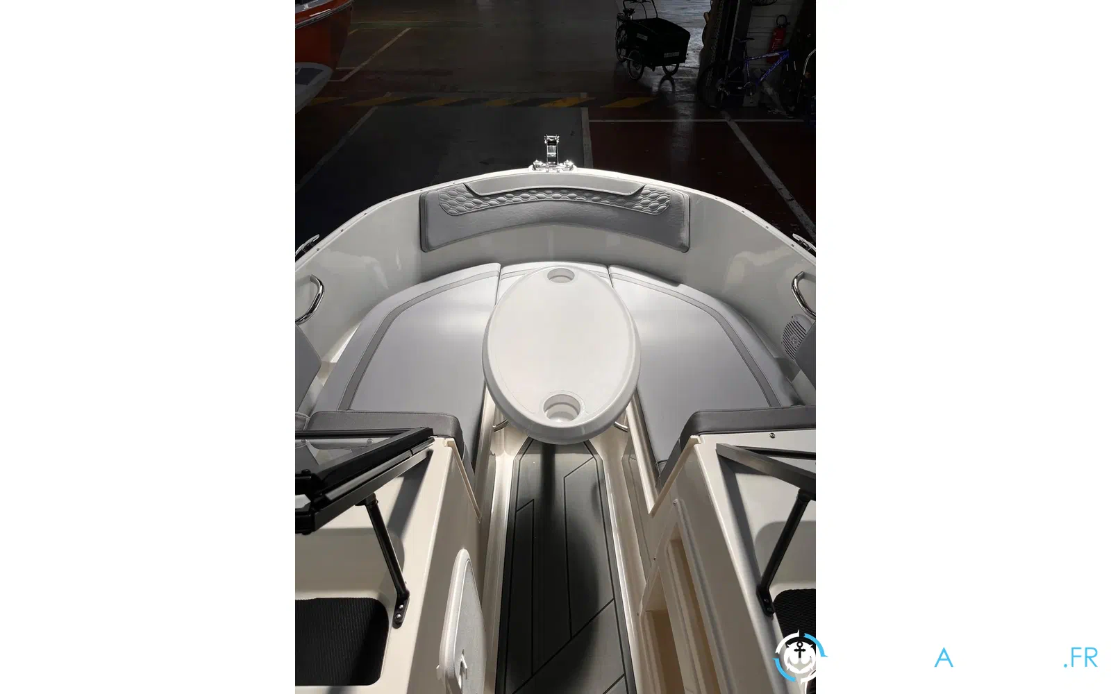slider 6 Bayliner Element M17