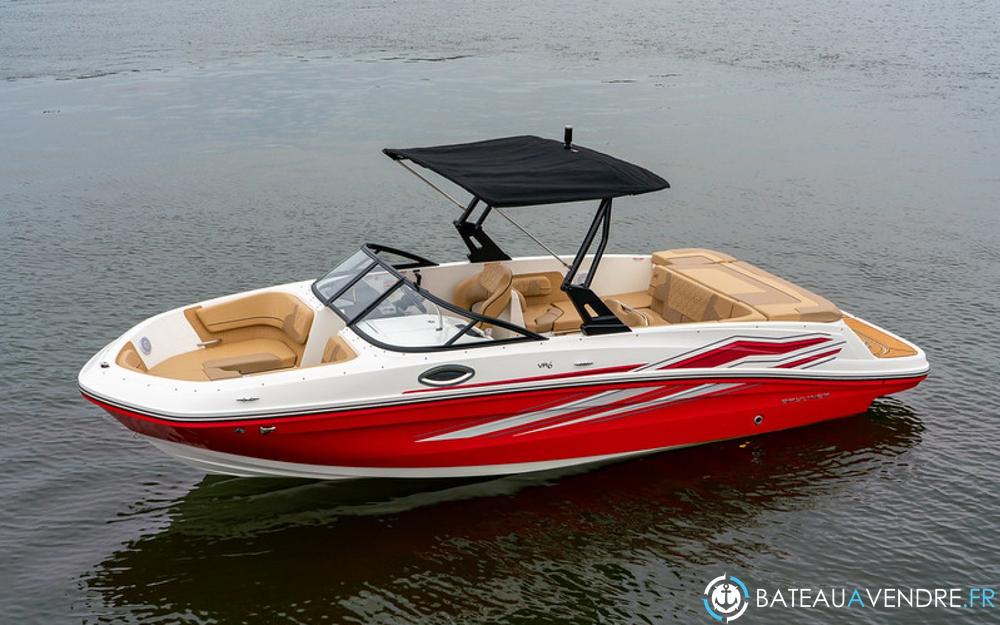 Bayliner VR6 photo de présentation