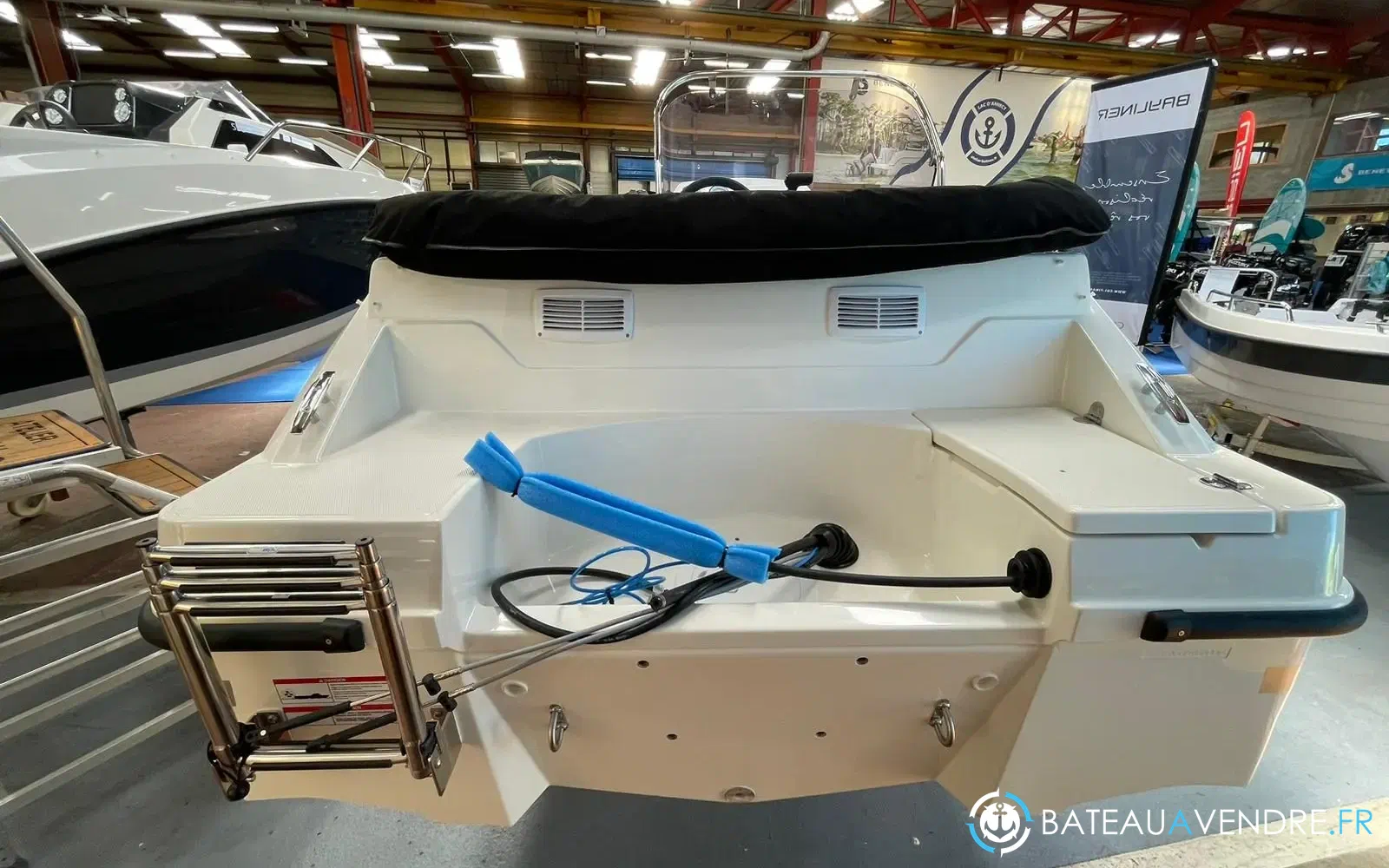 slider 11 Quicksilver Activ 455 Open