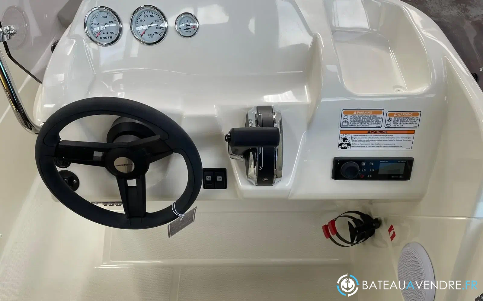 slider 6 Quicksilver Activ 455 Open