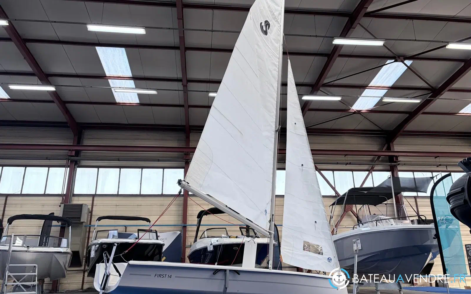 slider 1 Beneteau First 14