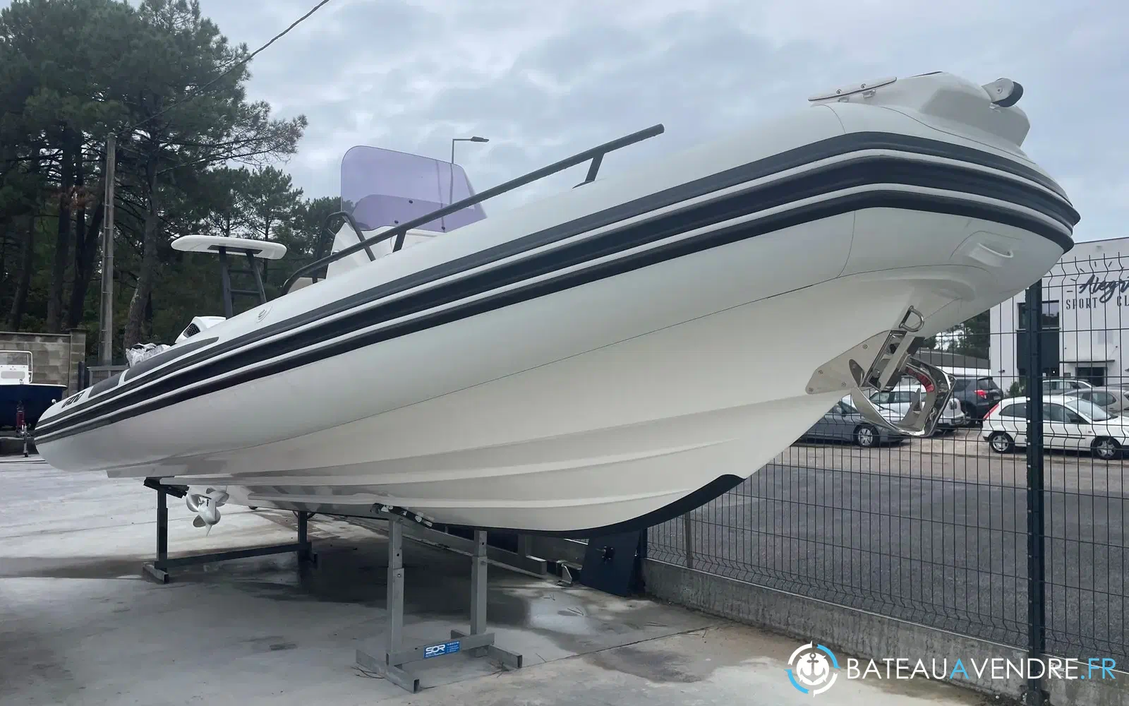 slider 15 Grand Golden Line 680