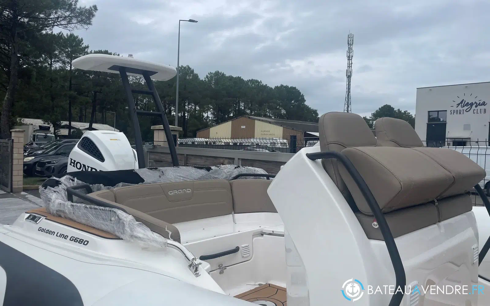 slider 0 Grand Golden Line 680