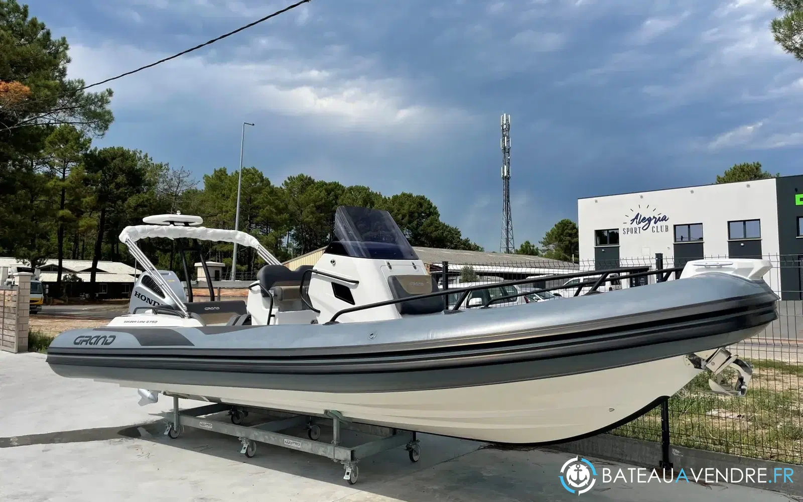 slider 0 Grand Golden Line G750