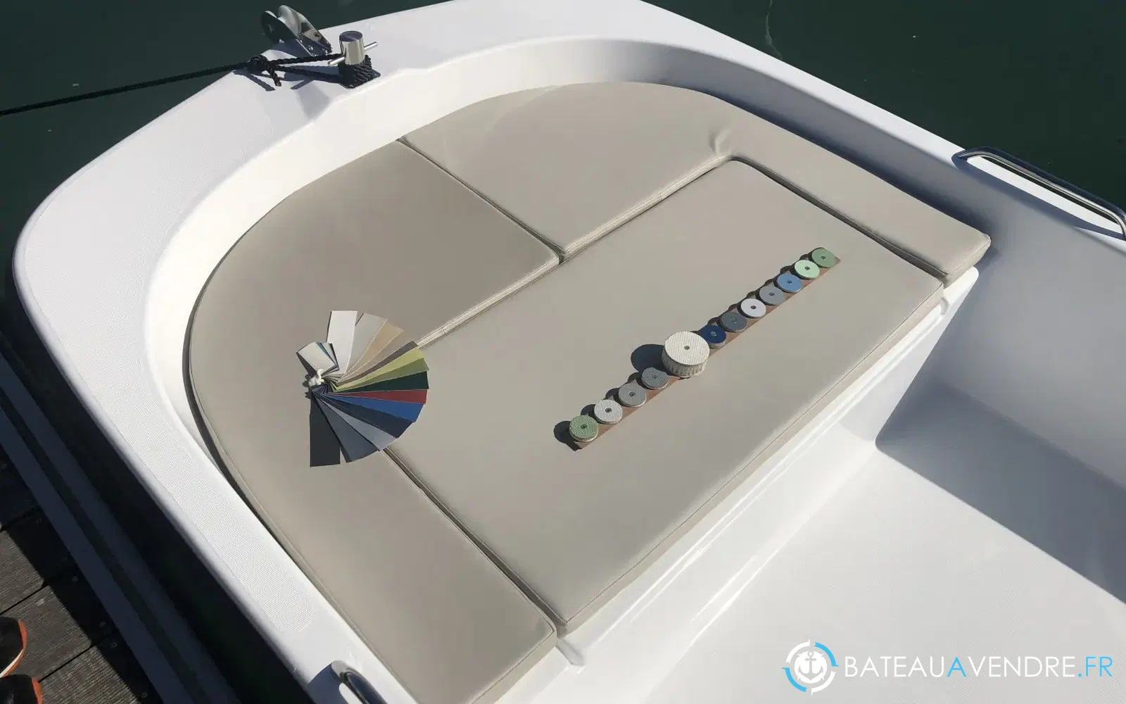 slider 4 Seaweed 535 Console