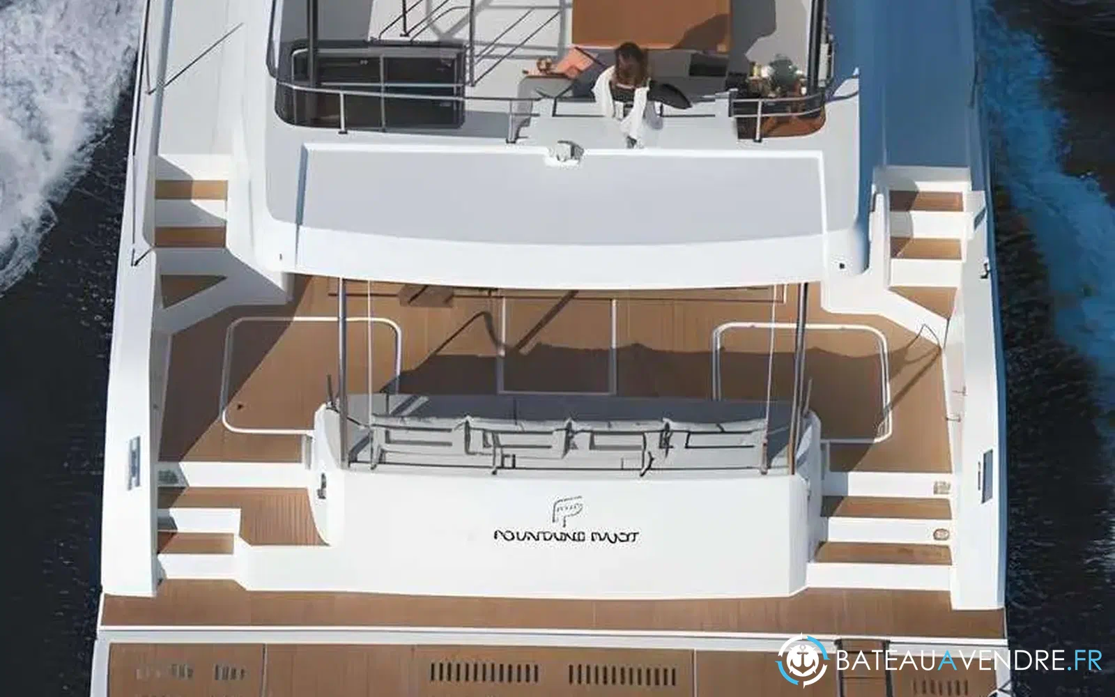 slider 2 Fountaine Pajot My 6