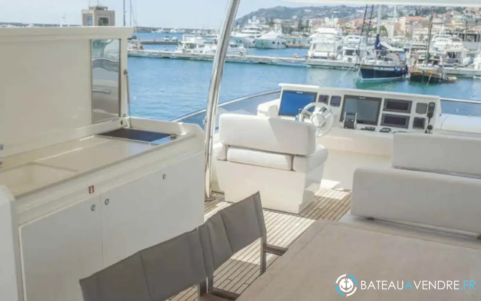 slider 2 Jeanneau Prestige 750