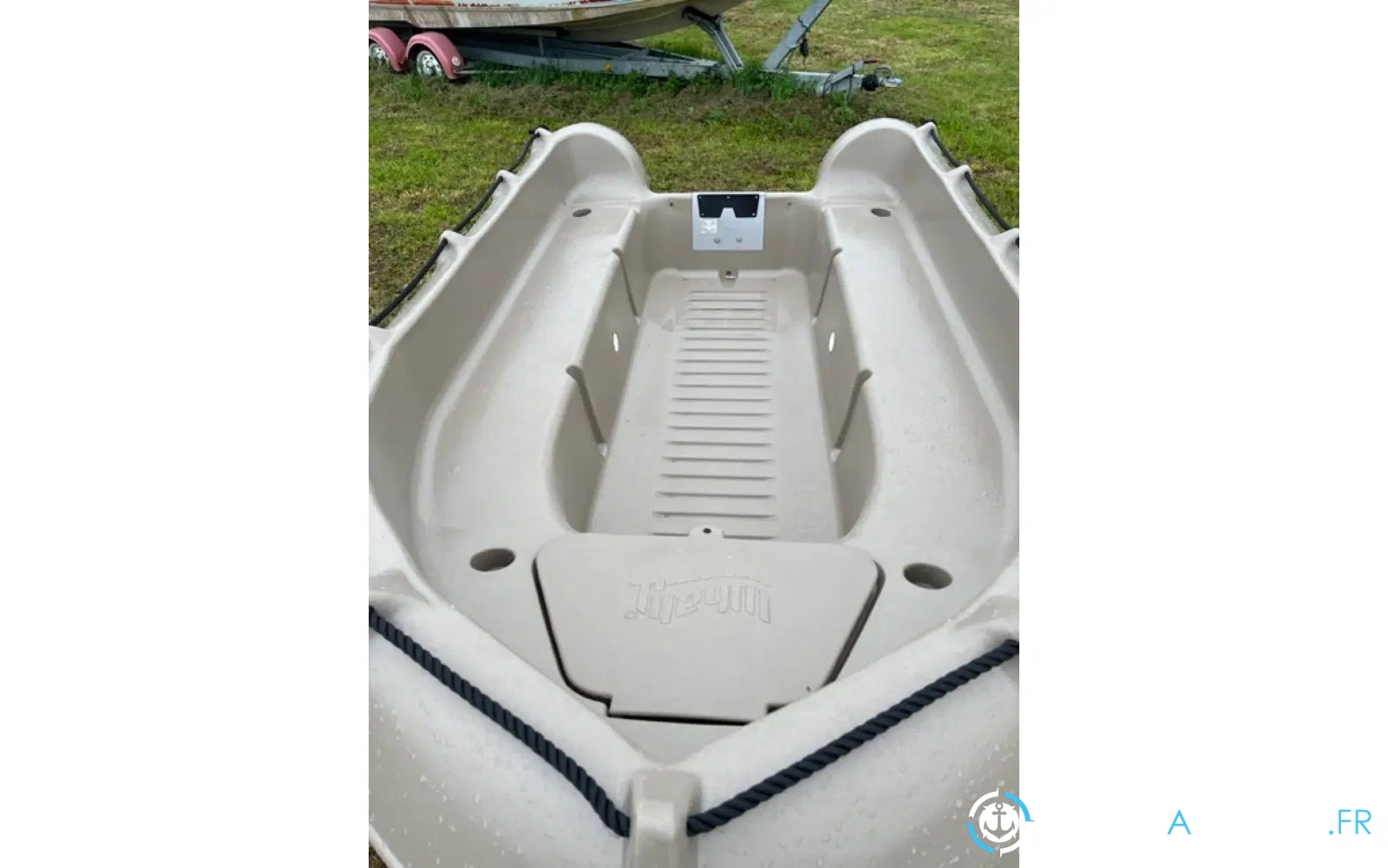 slider 2 Whaly 310