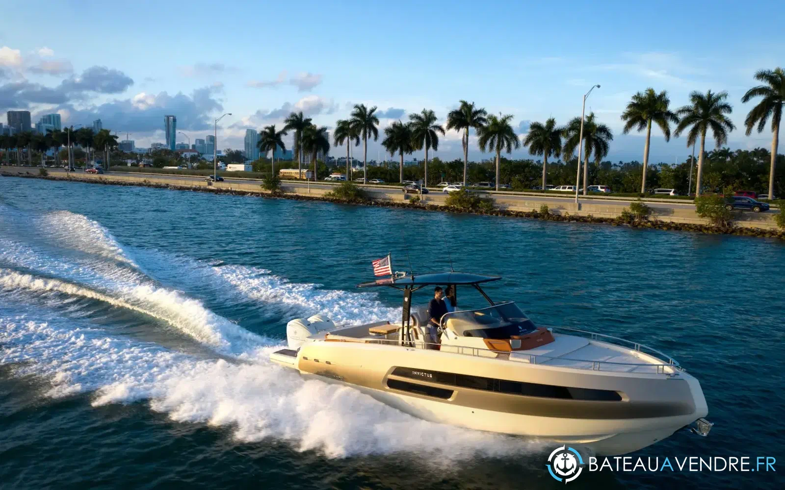 slider 0 Invictus 370 Gts
