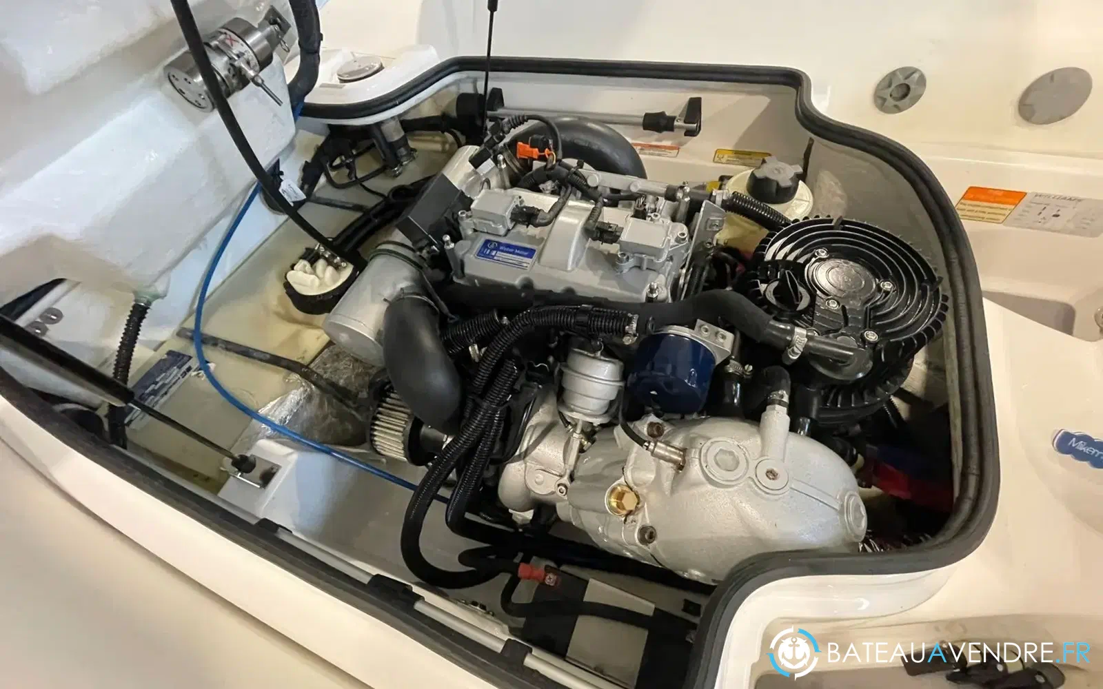 slider 5 Williams Performance Tenders Turbojet 285
