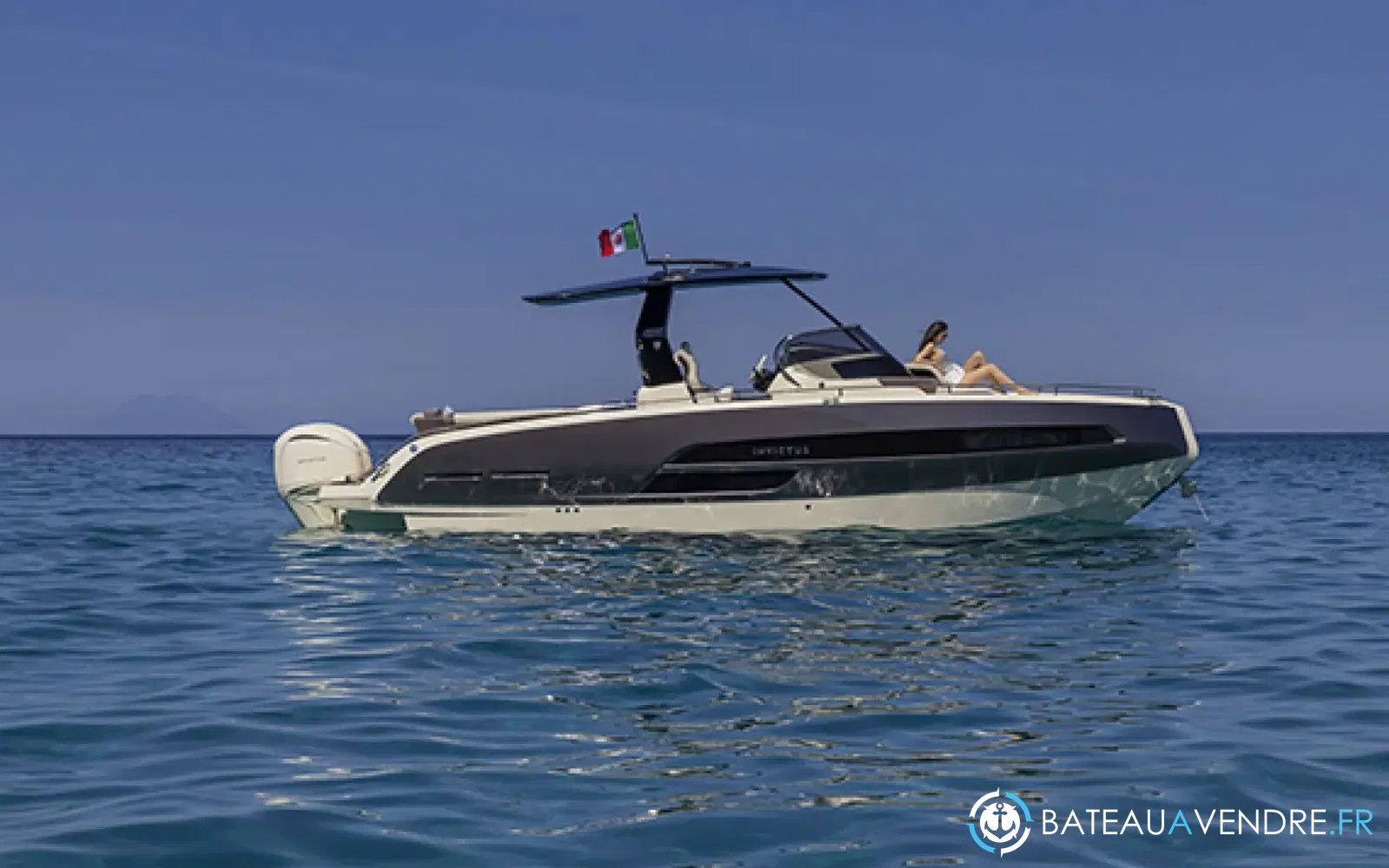 slider 0 Invictus 320 Gts