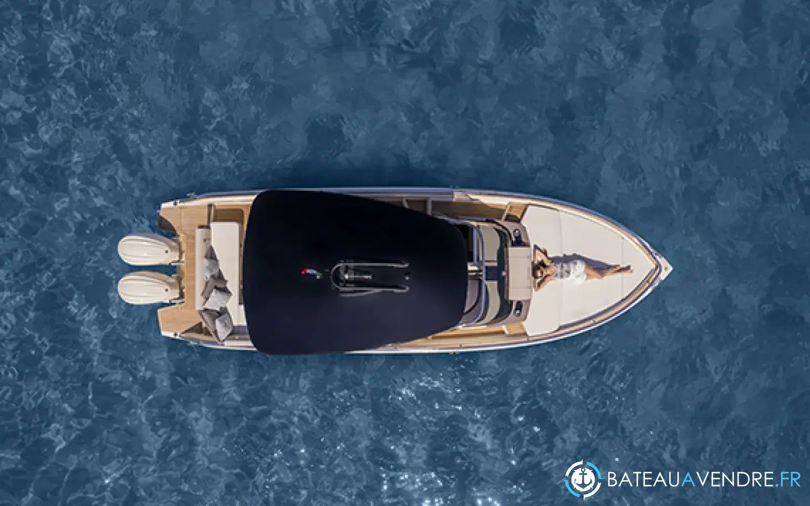 slider 4 Invictus 320 Gts
