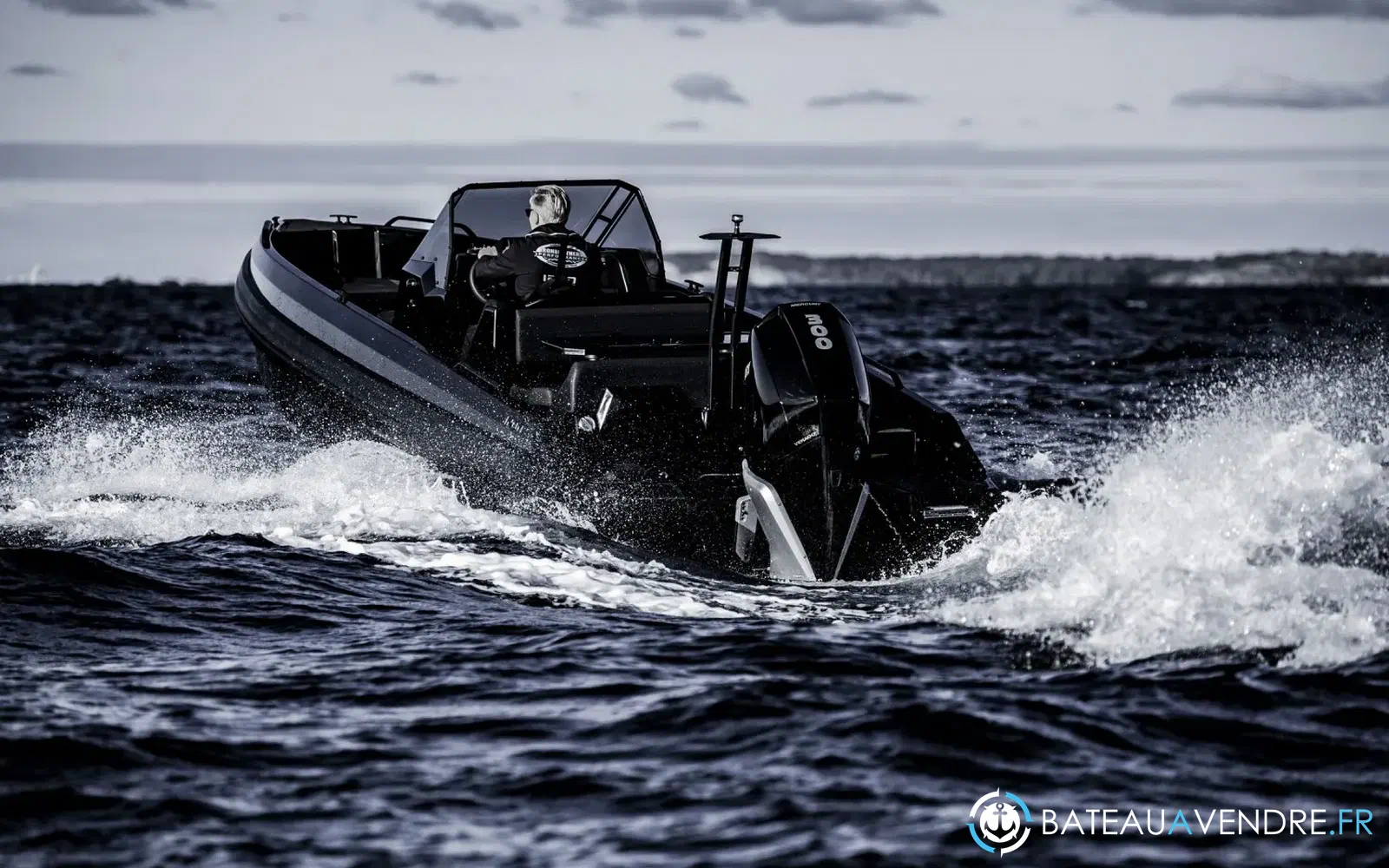 slider 2 Iron Boats 767