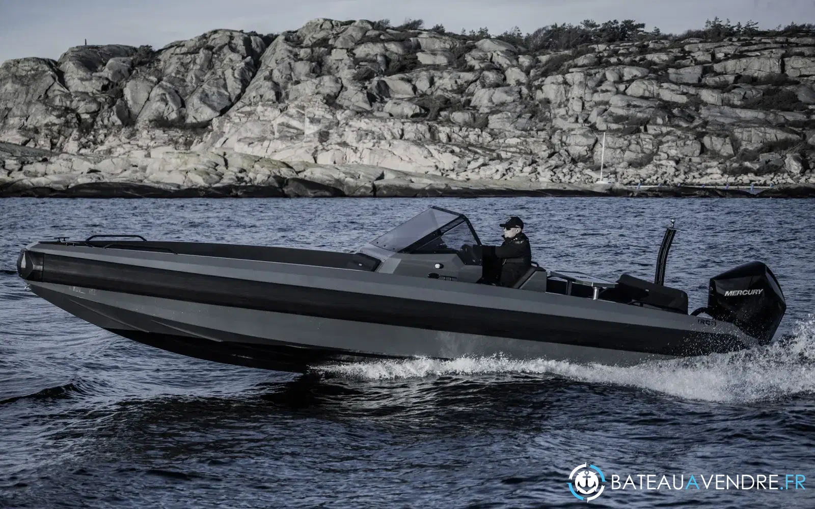 slider 6 Iron Boats 827