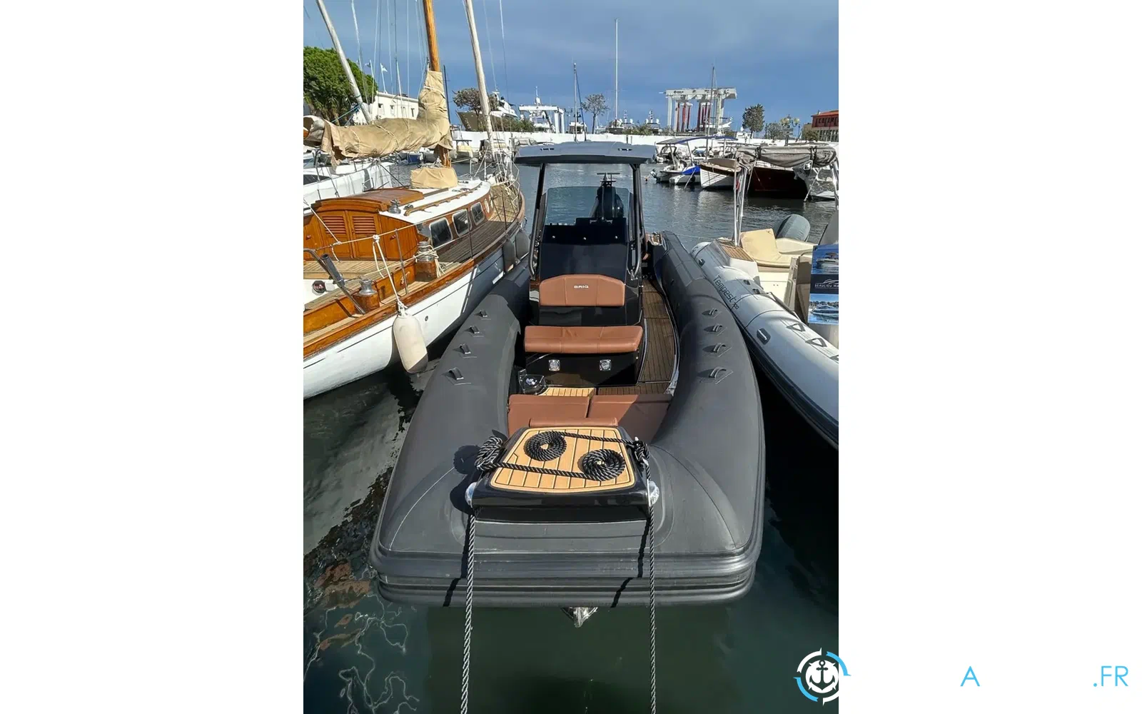 slider 4 Brig Eagle 8