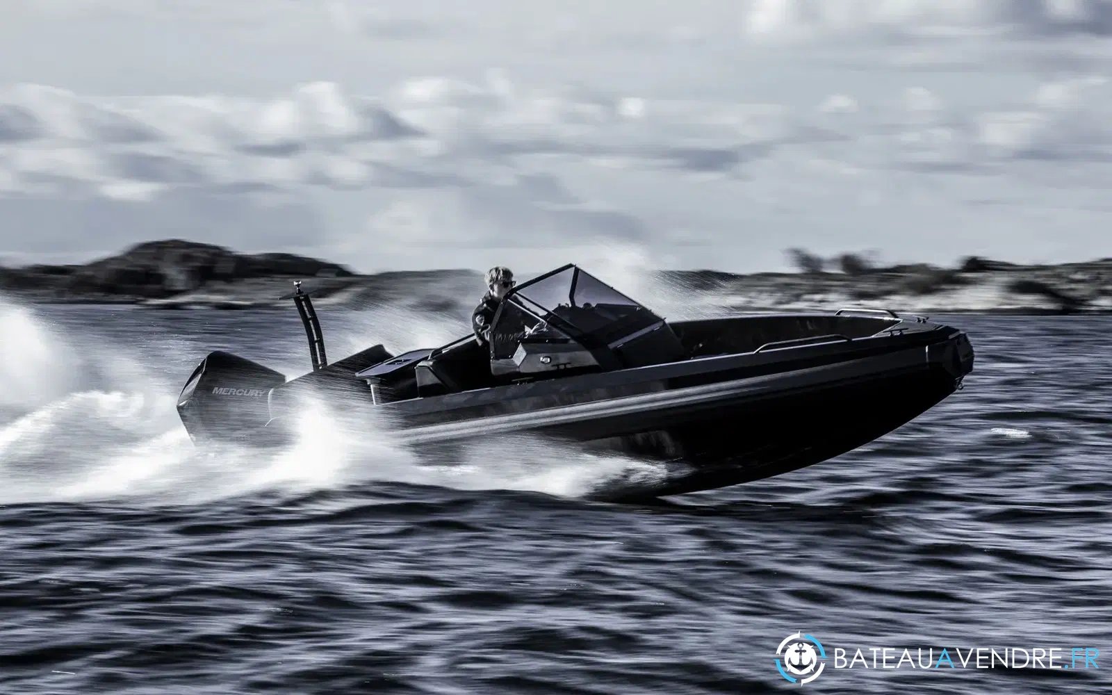 slider 1 Iron Boats 707