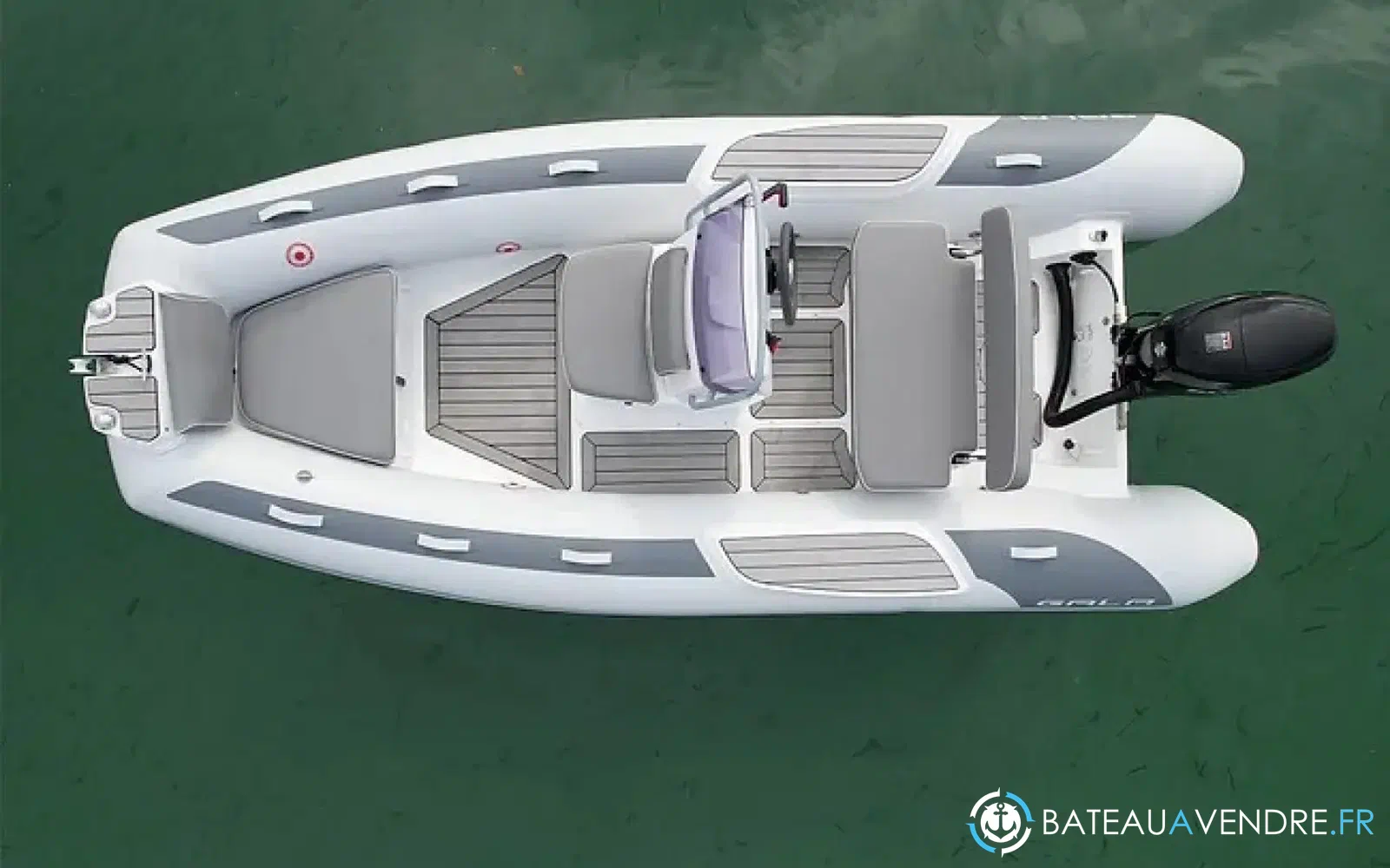 slider 2 Gala Boats V330