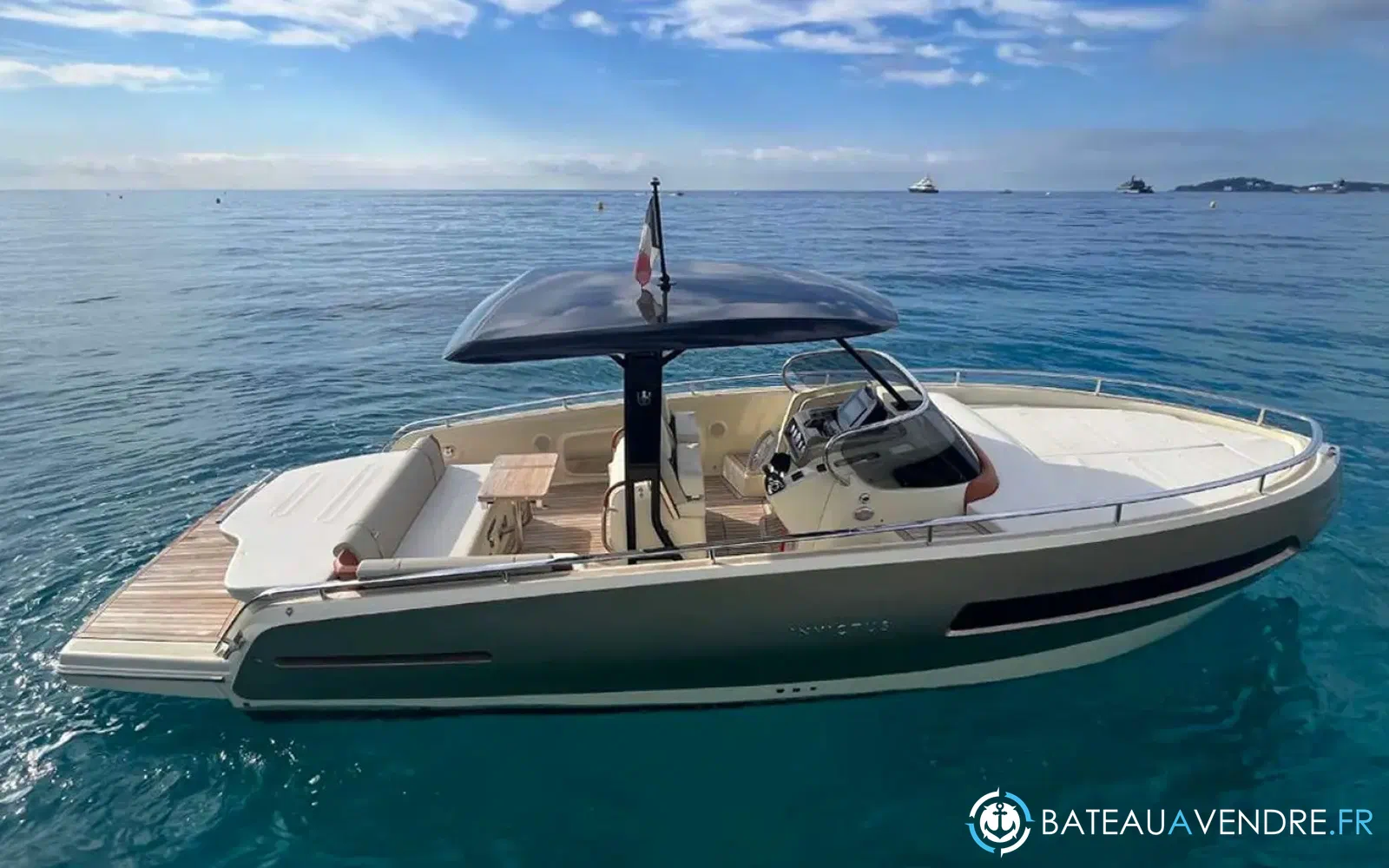 slider 1 Invictus 280 GT