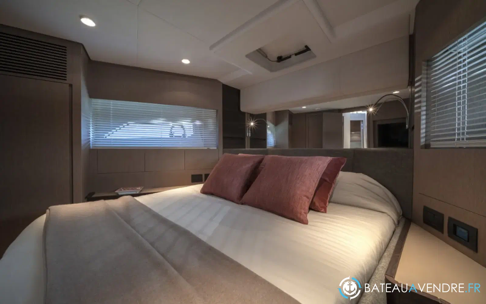 slider 22 Ferretti 500