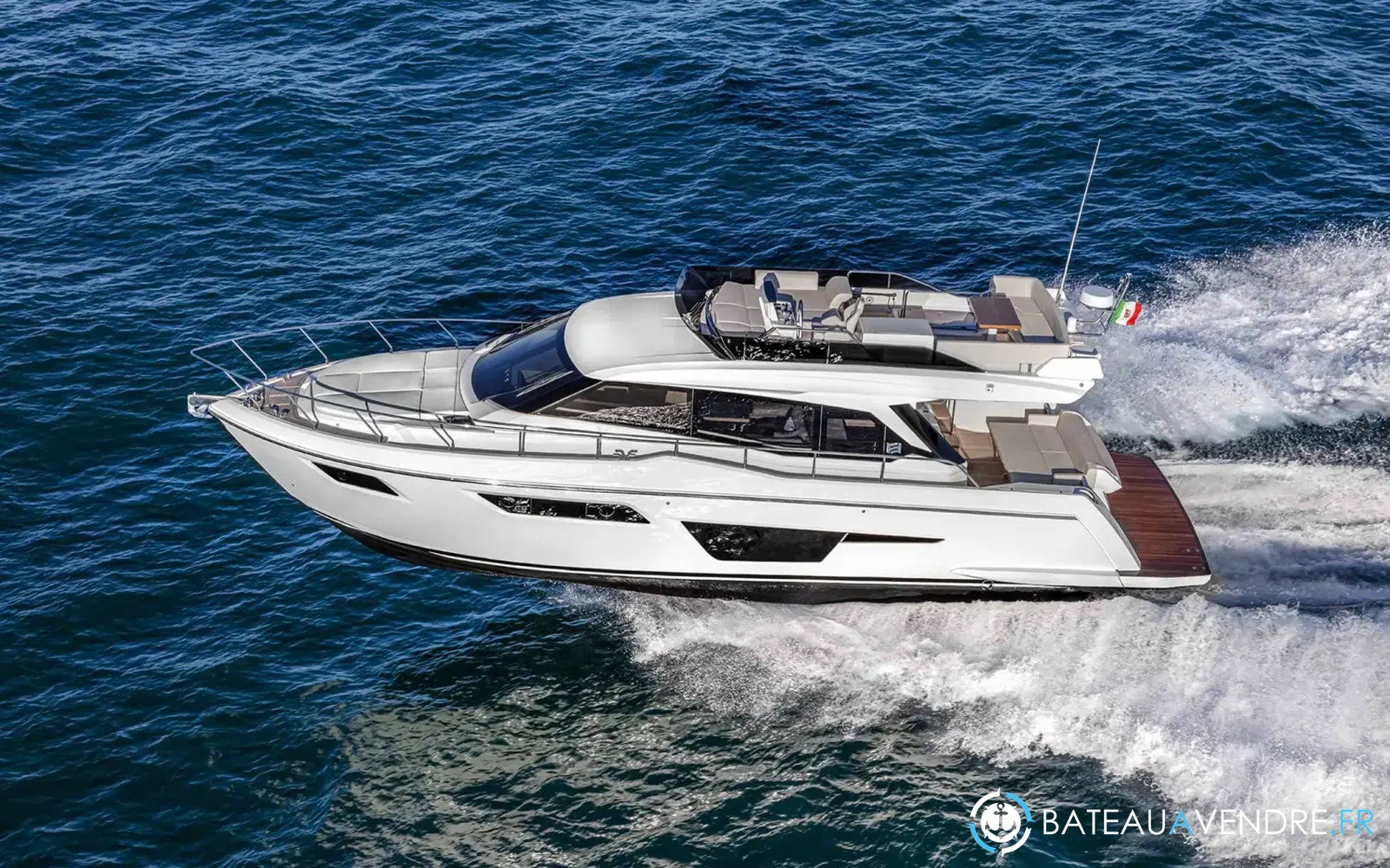 slider 2 Ferretti 500