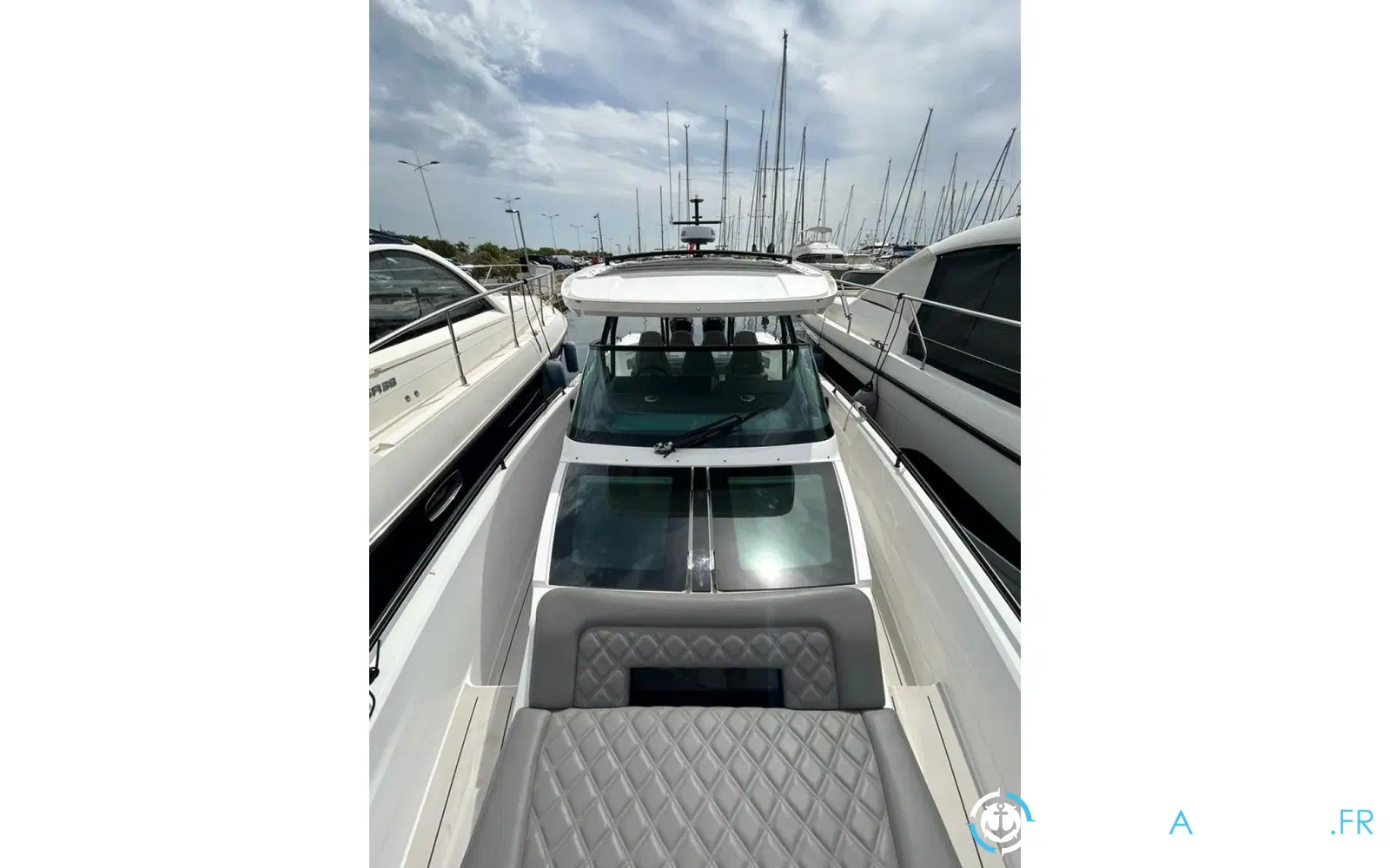 slider 2 Axopar 37 ST