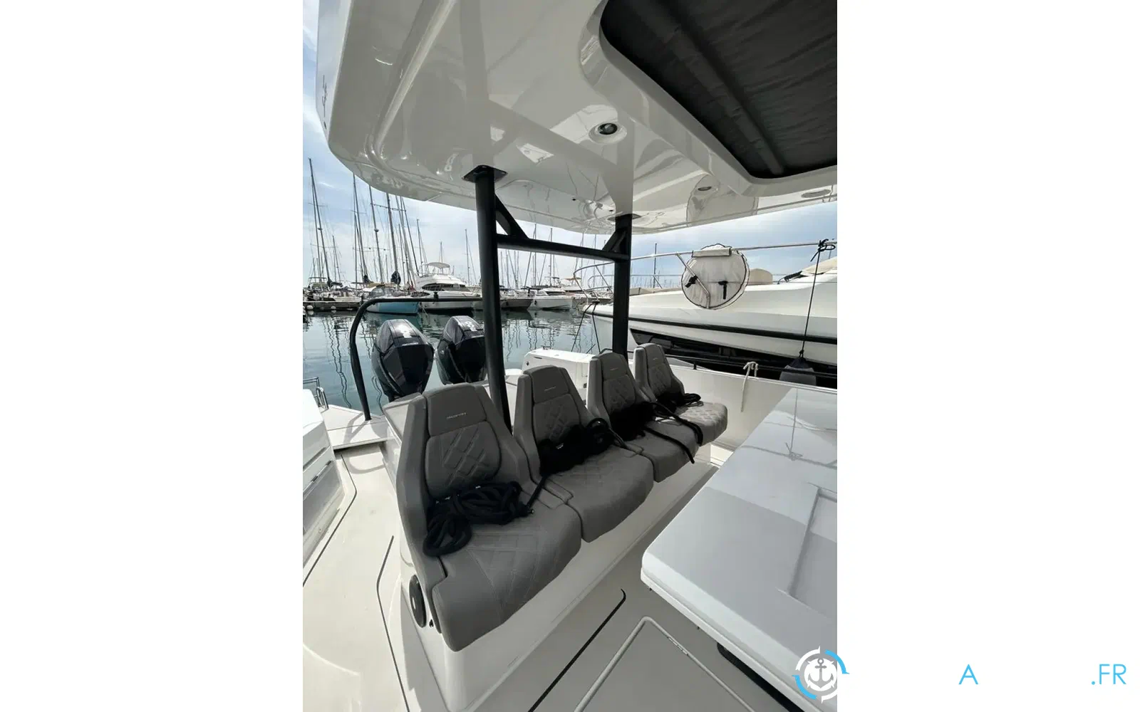slider 4 Axopar 37 ST