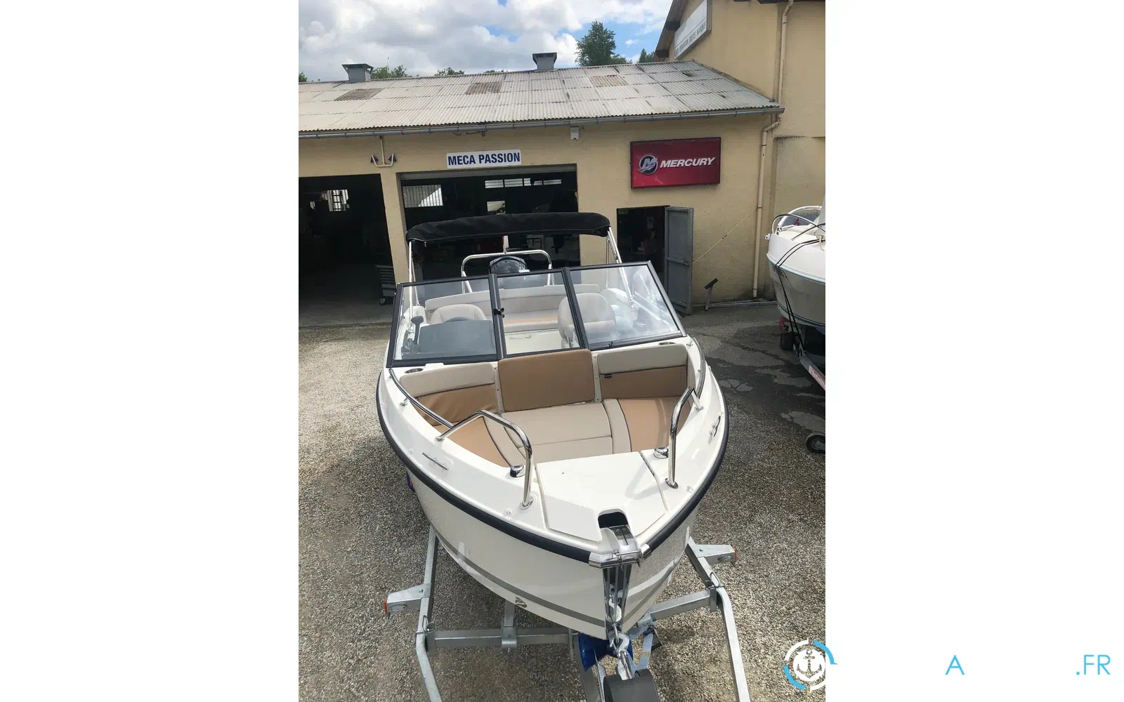 slider 3 Quicksilver Activ 555 Bowrider