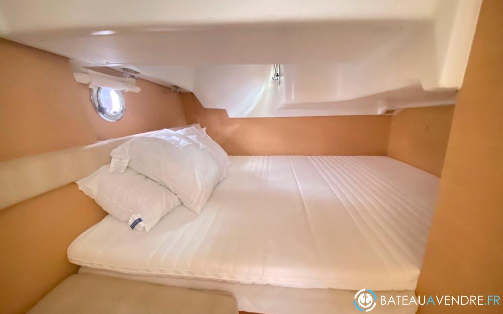 Beneteau Monte Carlo 32 interieur photo 4