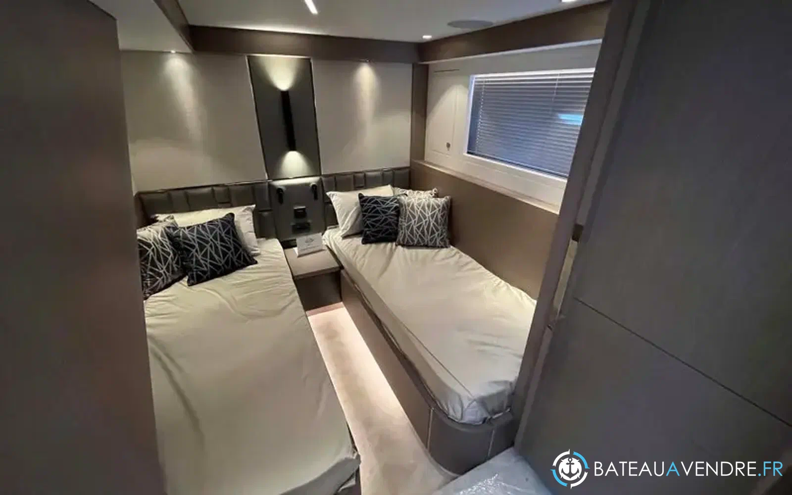 slider 14 Sunseeker Manhattan 68