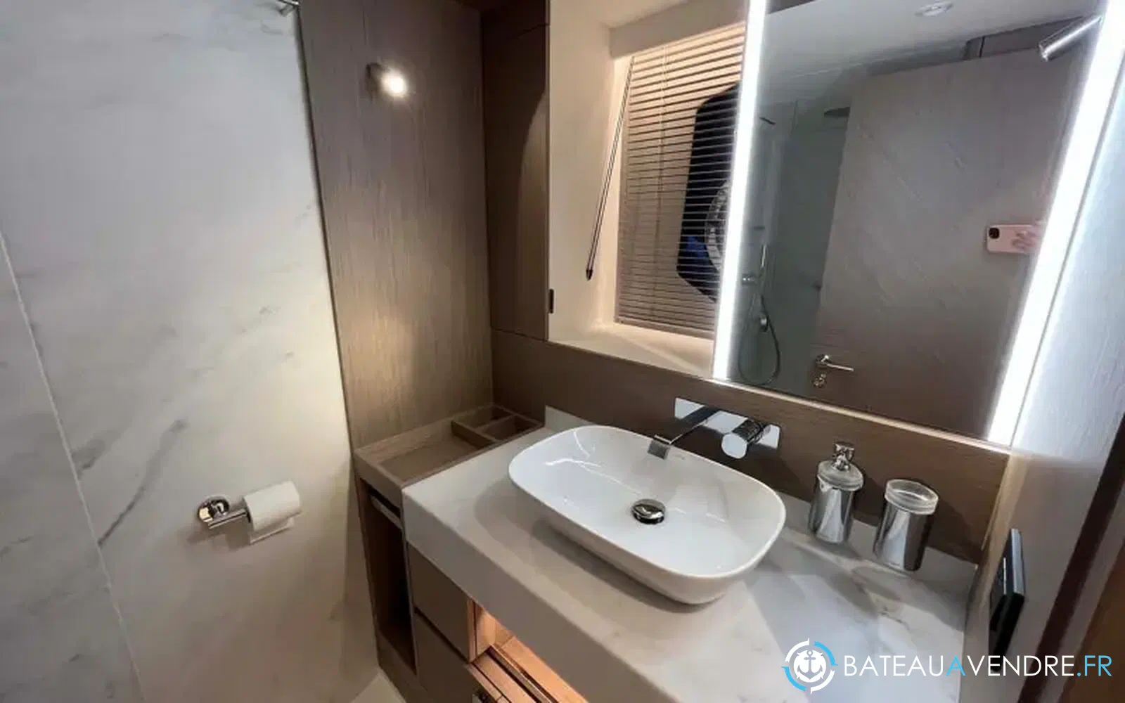 slider 16 Sunseeker Manhattan 68