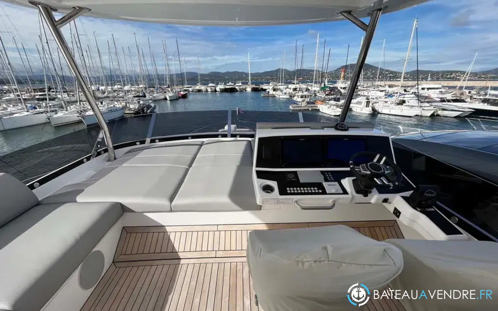 slider 4 Sunseeker Manhattan 68