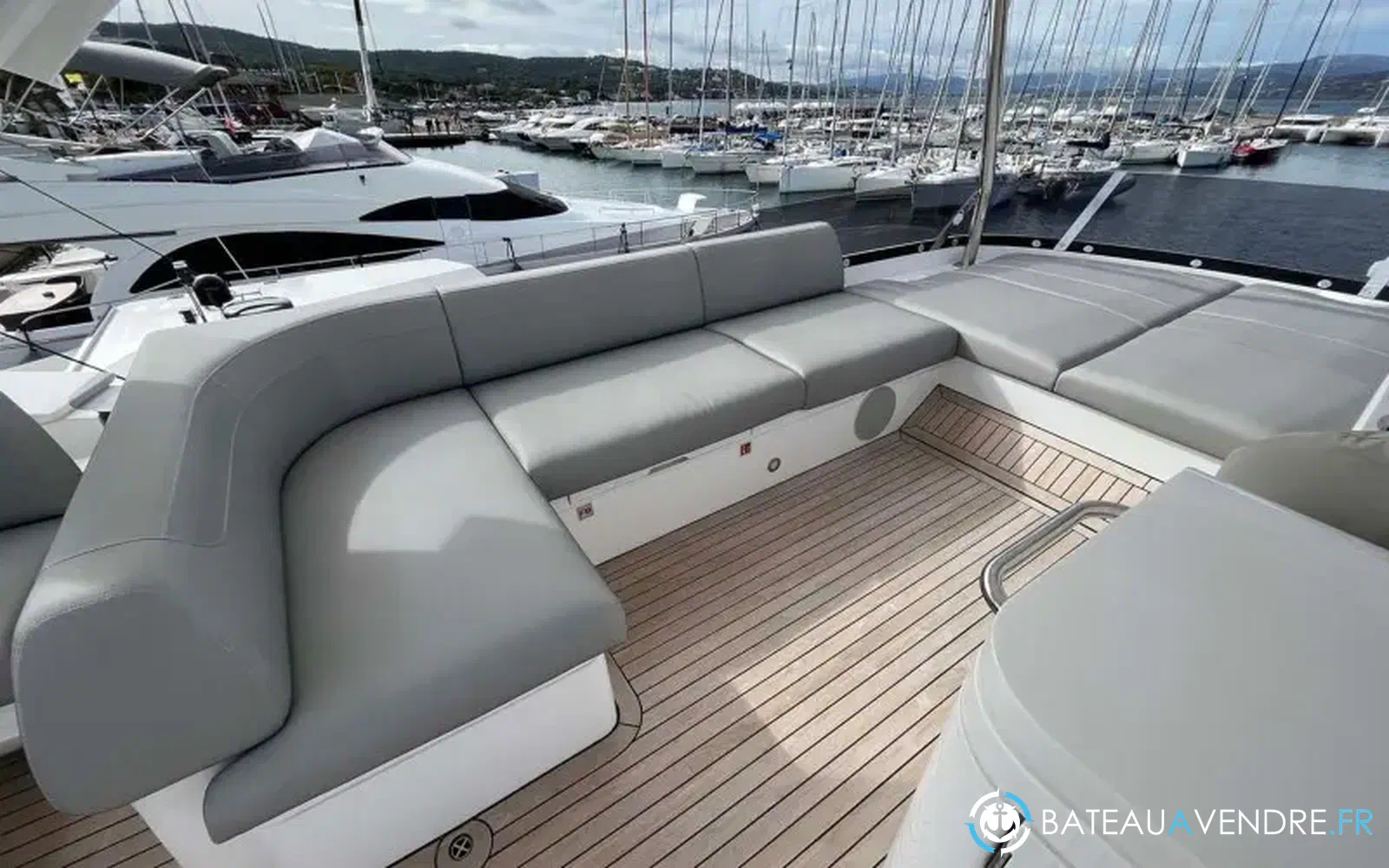 slider 5 Sunseeker Manhattan 68