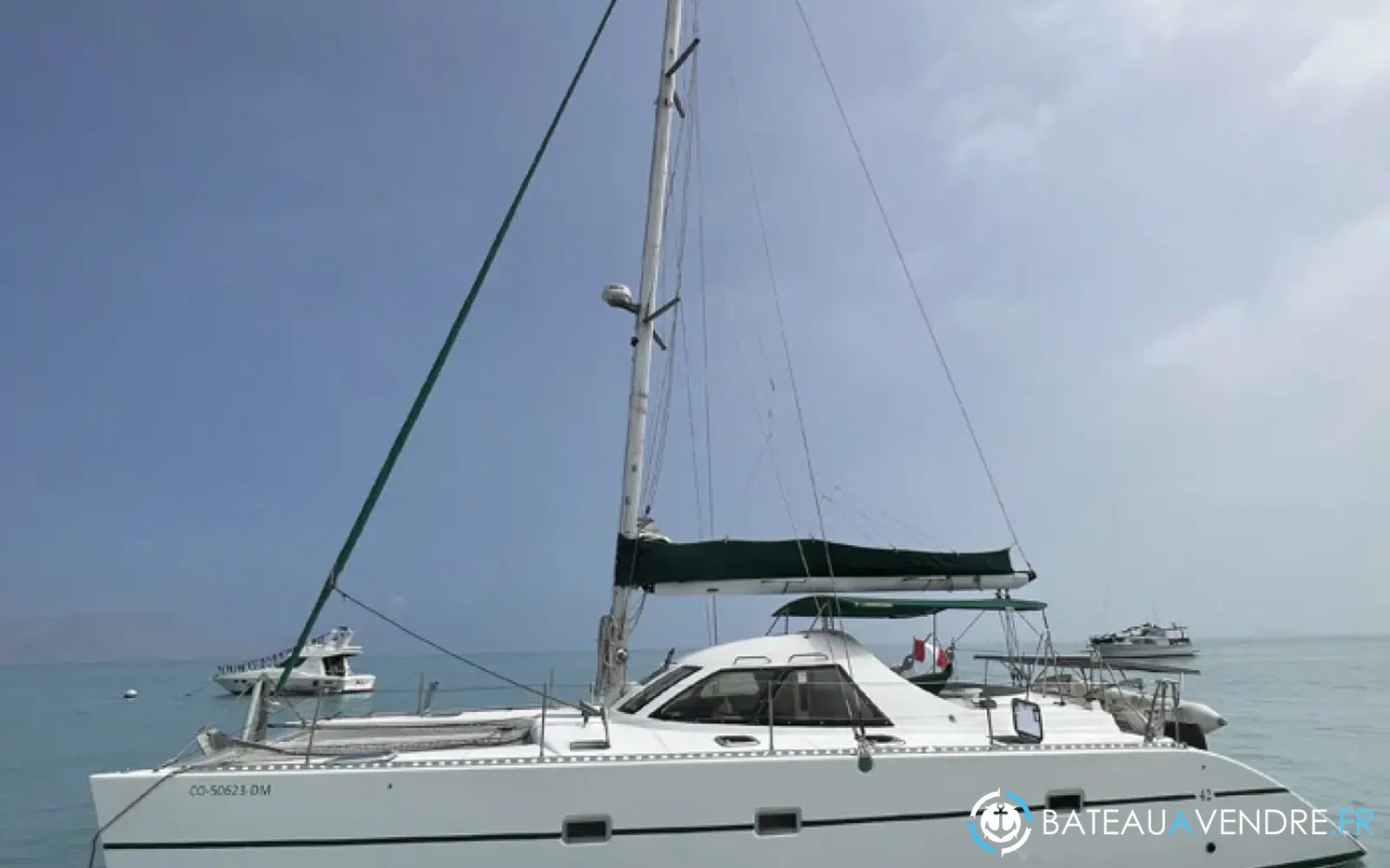 slider 0 Lagoon 42