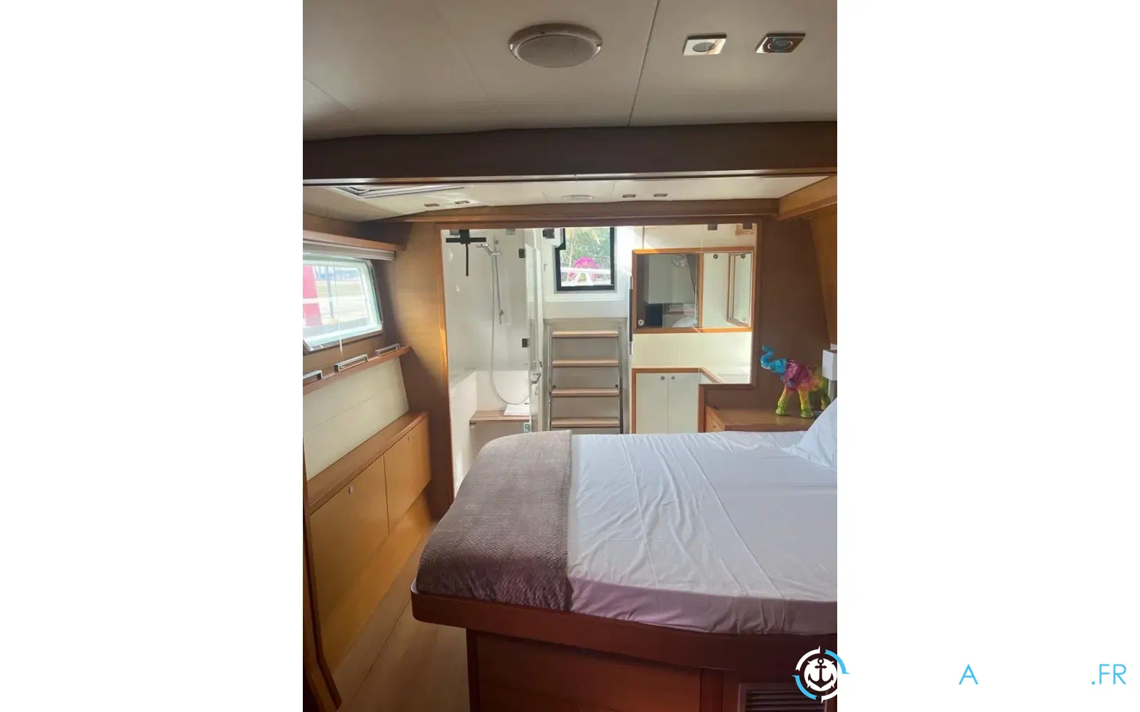 slider 8 Lagoon 560