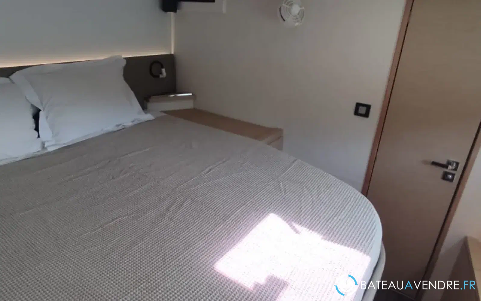 slider 14 Fountaine Pajot Saba 50