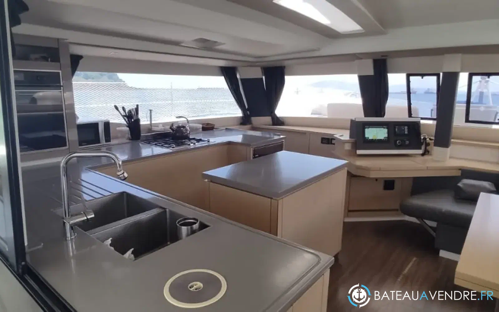 slider 7 Fountaine Pajot Saba 50