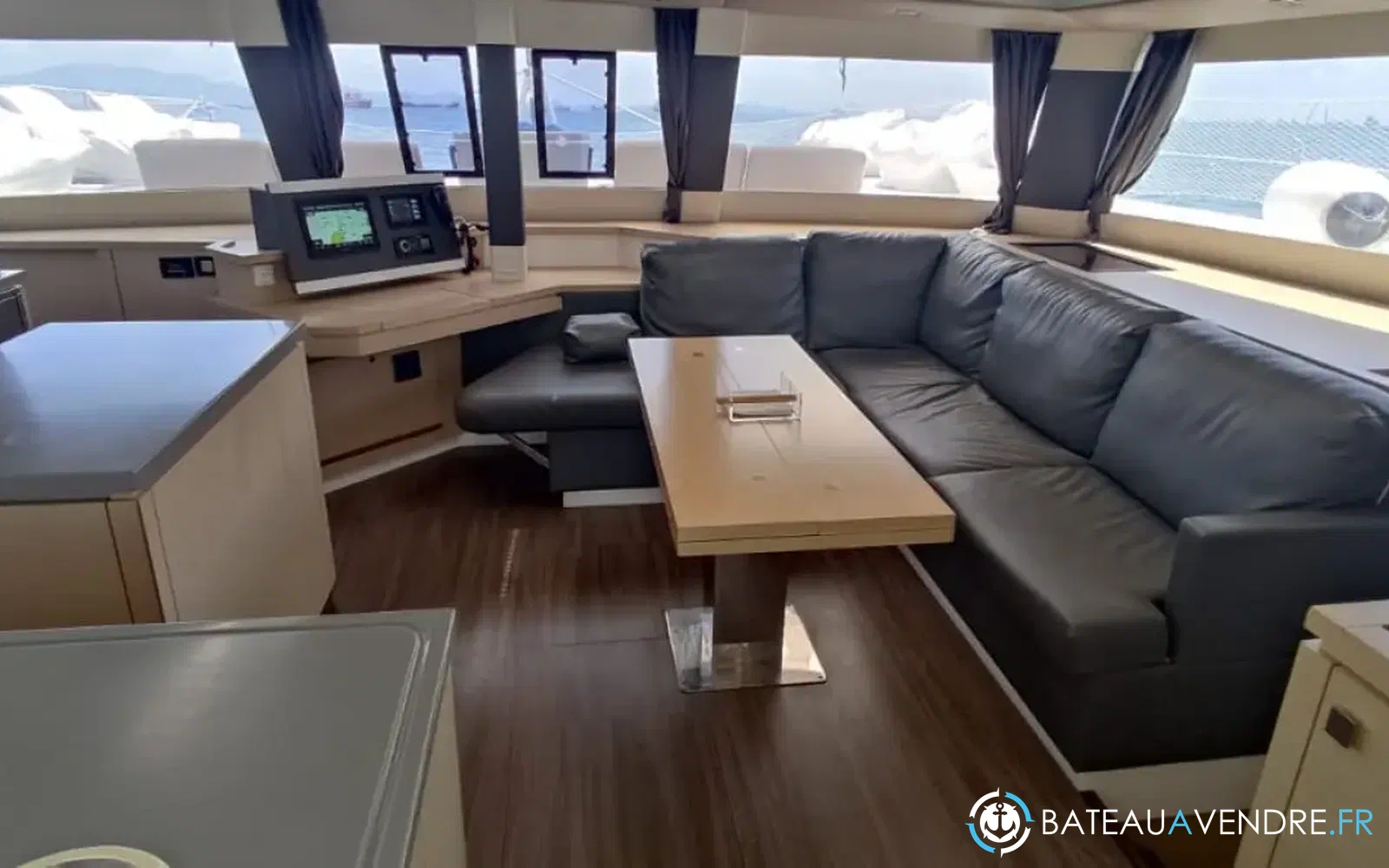 slider 8 Fountaine Pajot Saba 50