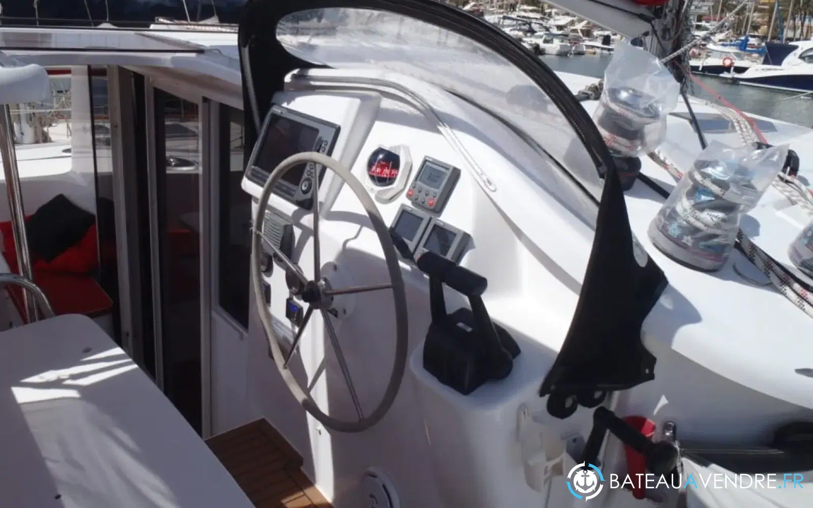 slider 3 Fountaine Pajot Orana 44