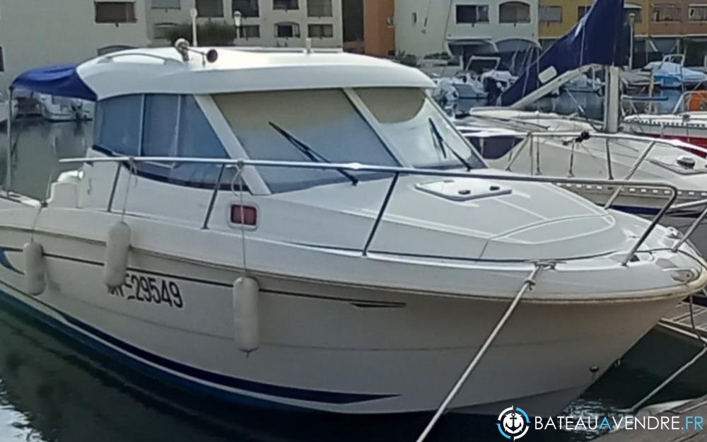 Beneteau Antares 750 HB exterieur photo de présentation