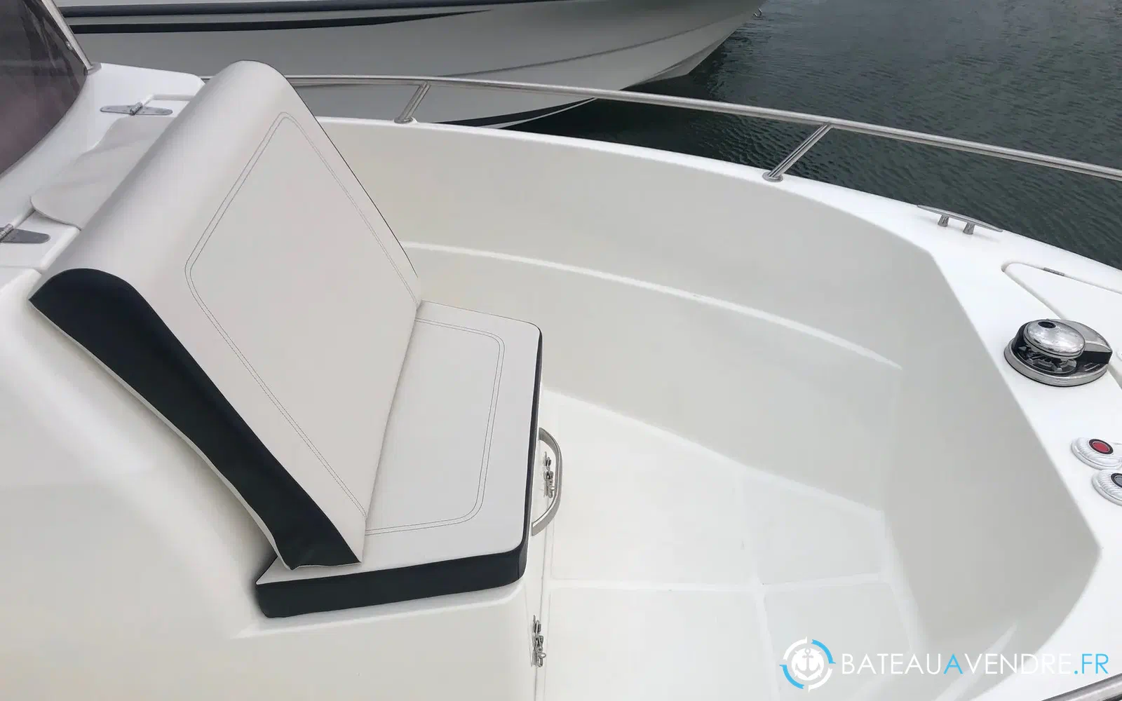 slider 9 Ocqueteau Ostrea 600 T-Top