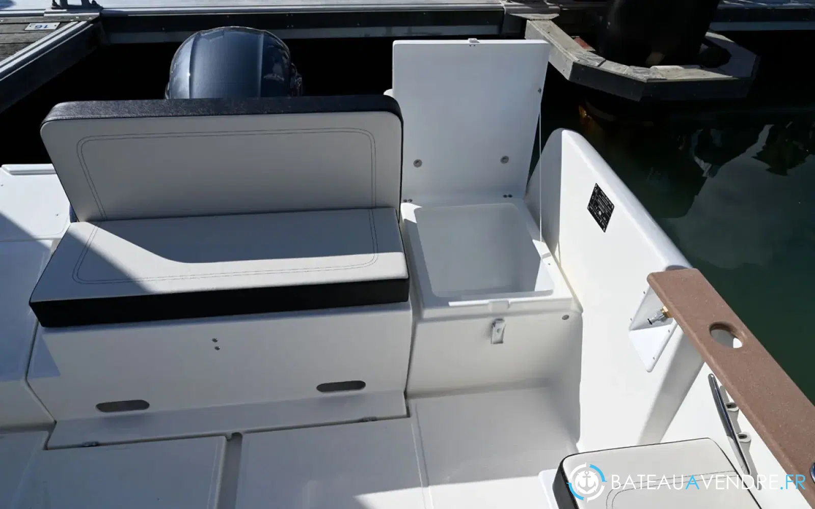 slider 3 Ocqueteau Ostrea 600 T-Top
