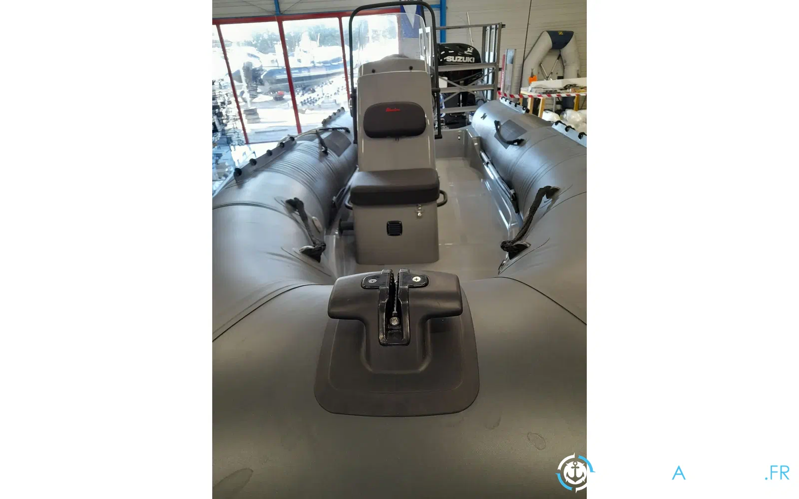 slider 9 Adventure Vesta 500 Profish