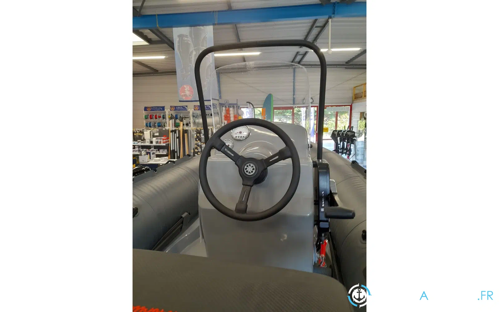 slider 4 Adventure Vesta 500 Profish