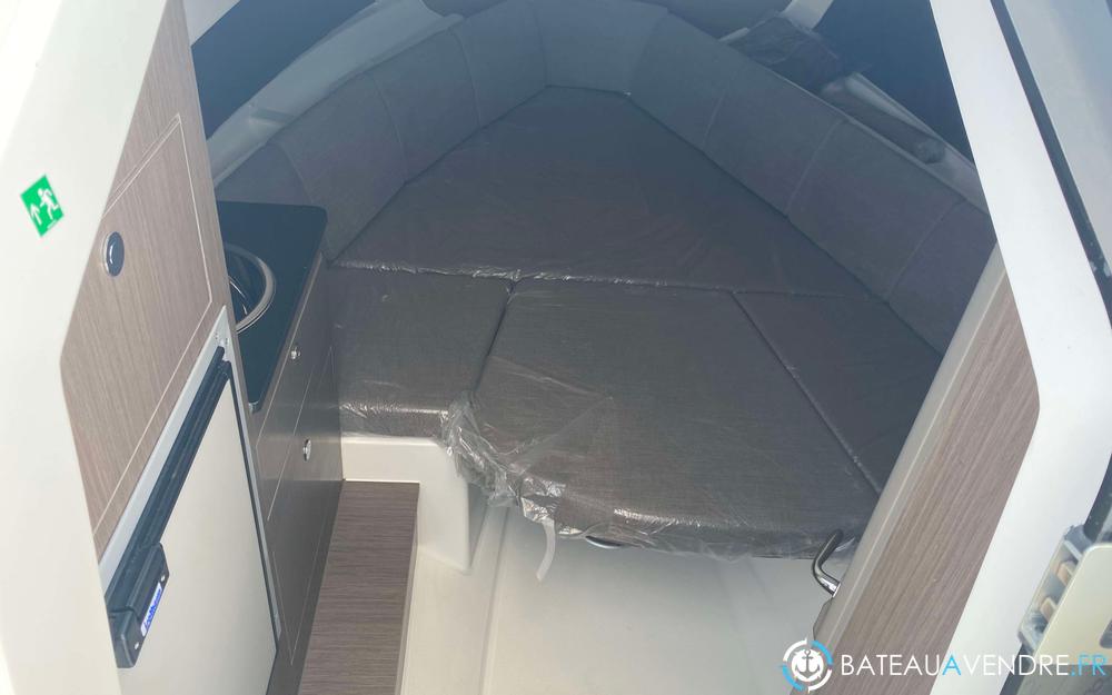 Beneteau Flyer 8 SUNdeck V2 interieur photo 4