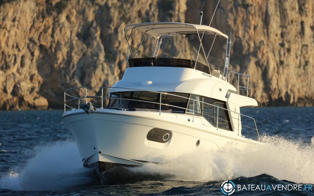 Beneteau Swift Trawler 35 exterieur photo de présentation