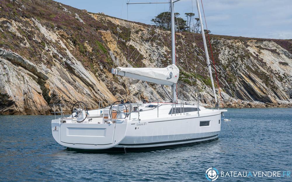 Beneteau Oceanis 37.1 exterieur photo 4