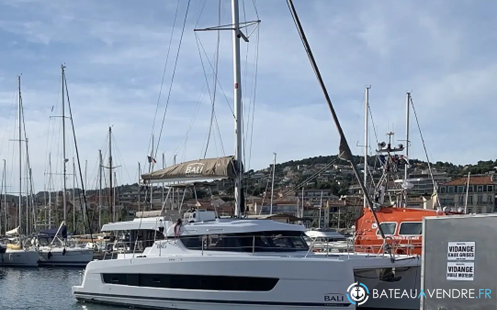 slider 0 Bali Catamarans Catspace Voile